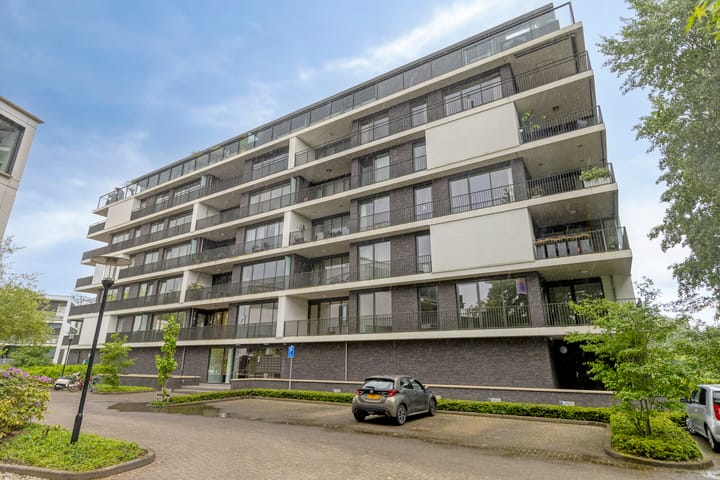 Alberdingk Thijmlaan 36