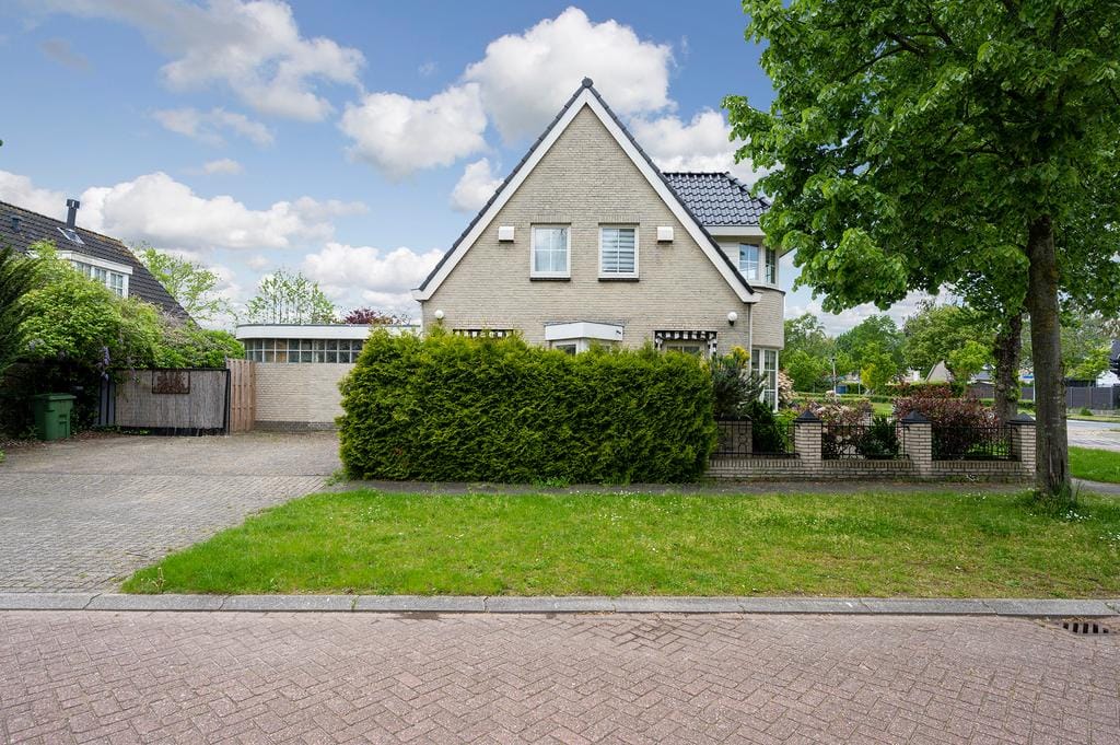Simone Signoretstraat 23