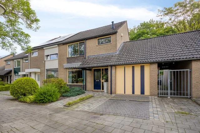 Akerendam 38