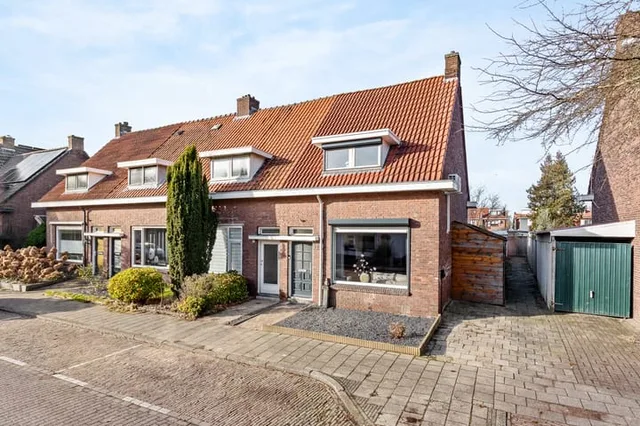 Saturnusstraat 10