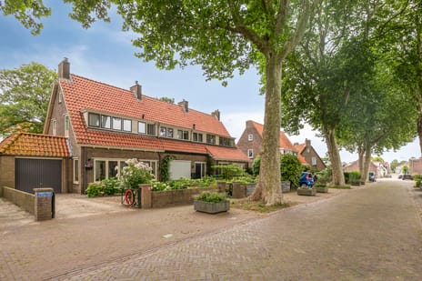 Dampoortstraat 1