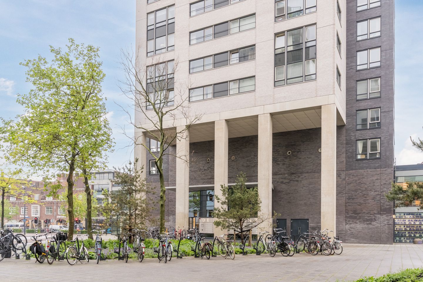 De Regent 182