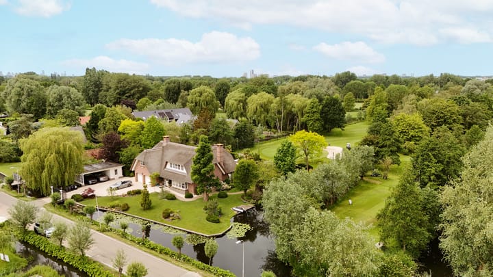 's-Gravenweg 351