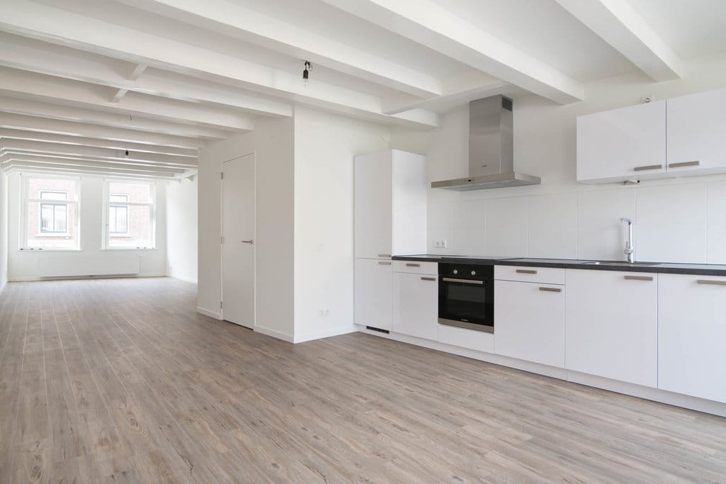 Sint Anthoniestraat 24