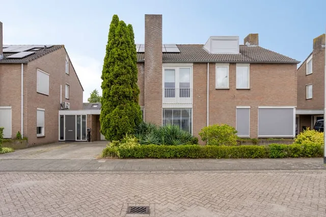 Hoevelakenstraat 11