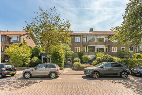 Admiraal de Ruyterlaan 157