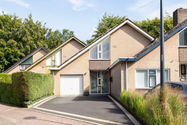 Adelbertweg 44