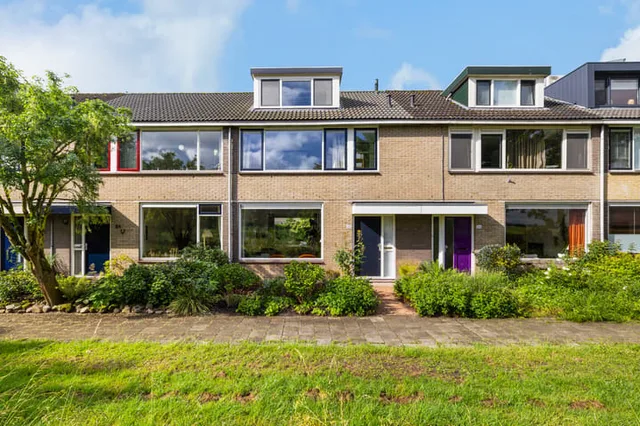 Aquamarijnpad 25