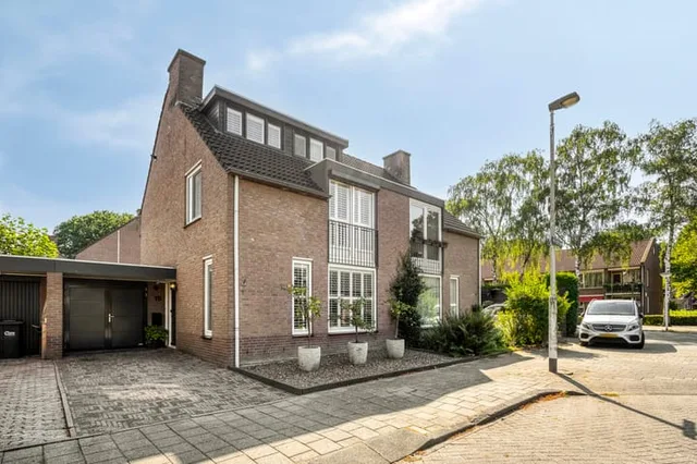 Amstelstraat 15