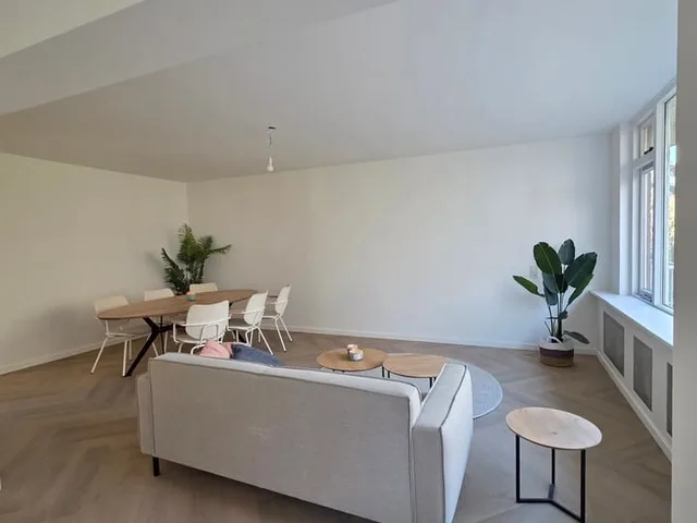 Uitgeeststraat 18