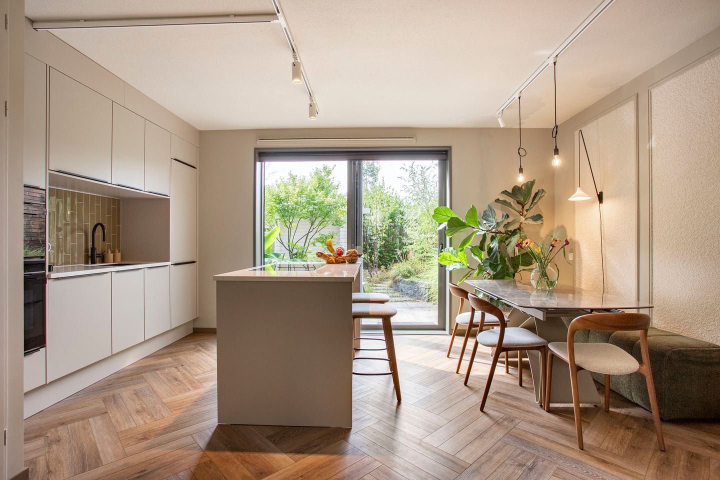 Thomas J. Witteroosstraat 9