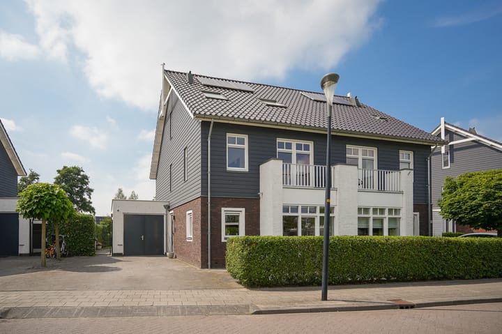 Gijsbert van Kaetslaan 19