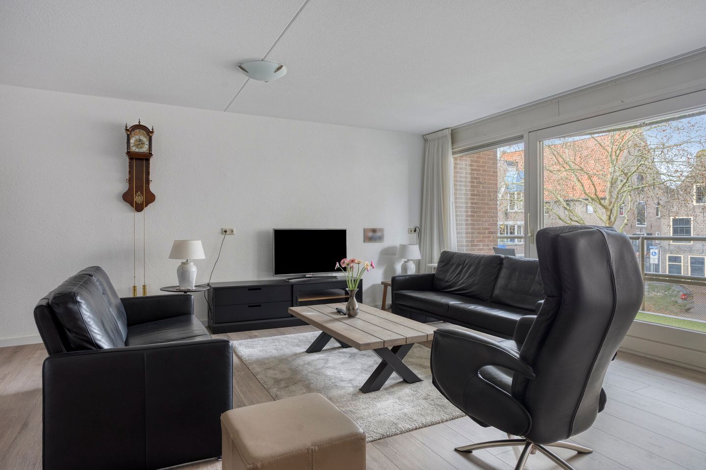 Brouwersdwarsstraat 16