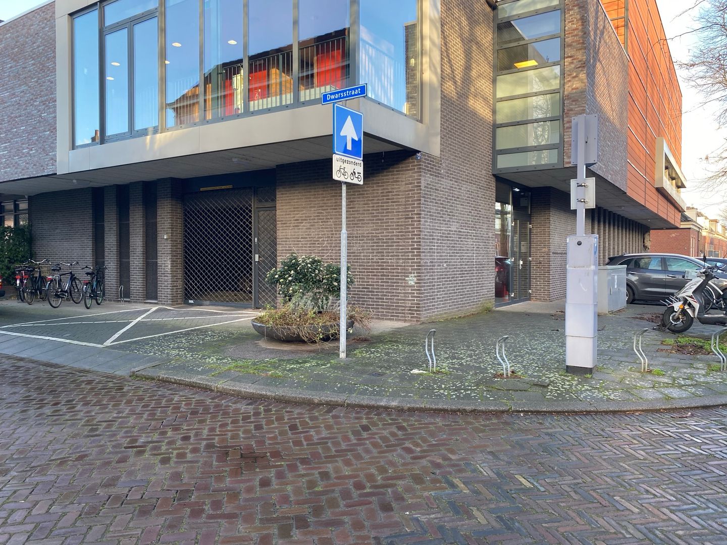 Dwarsstraat 11