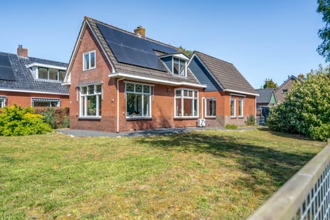Hoofdstraat 32