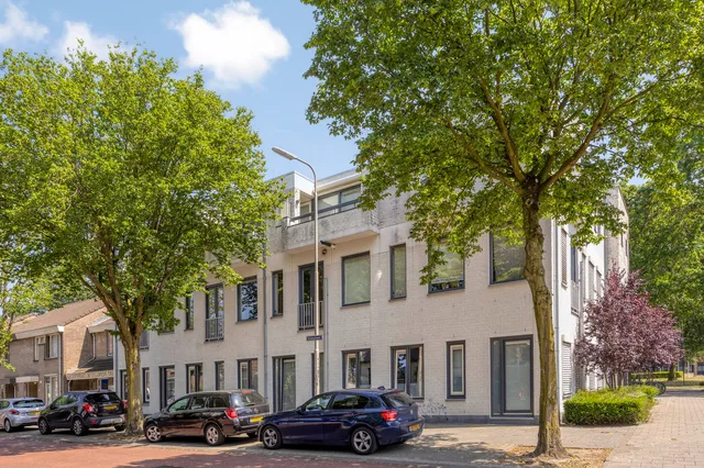 Kruisstraat 136