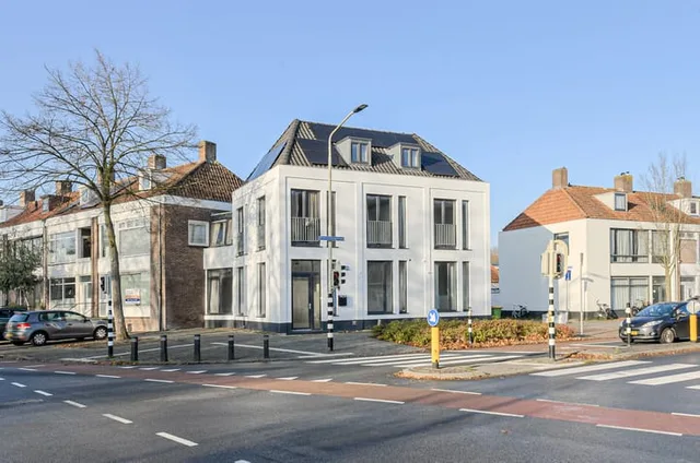 Dr. Ariënsplein 27-C1 4812 PL Breda
