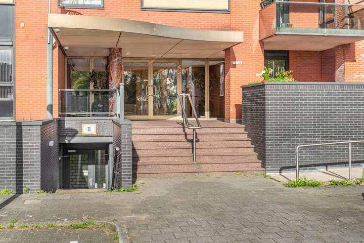 Fluweelboomlaan 13