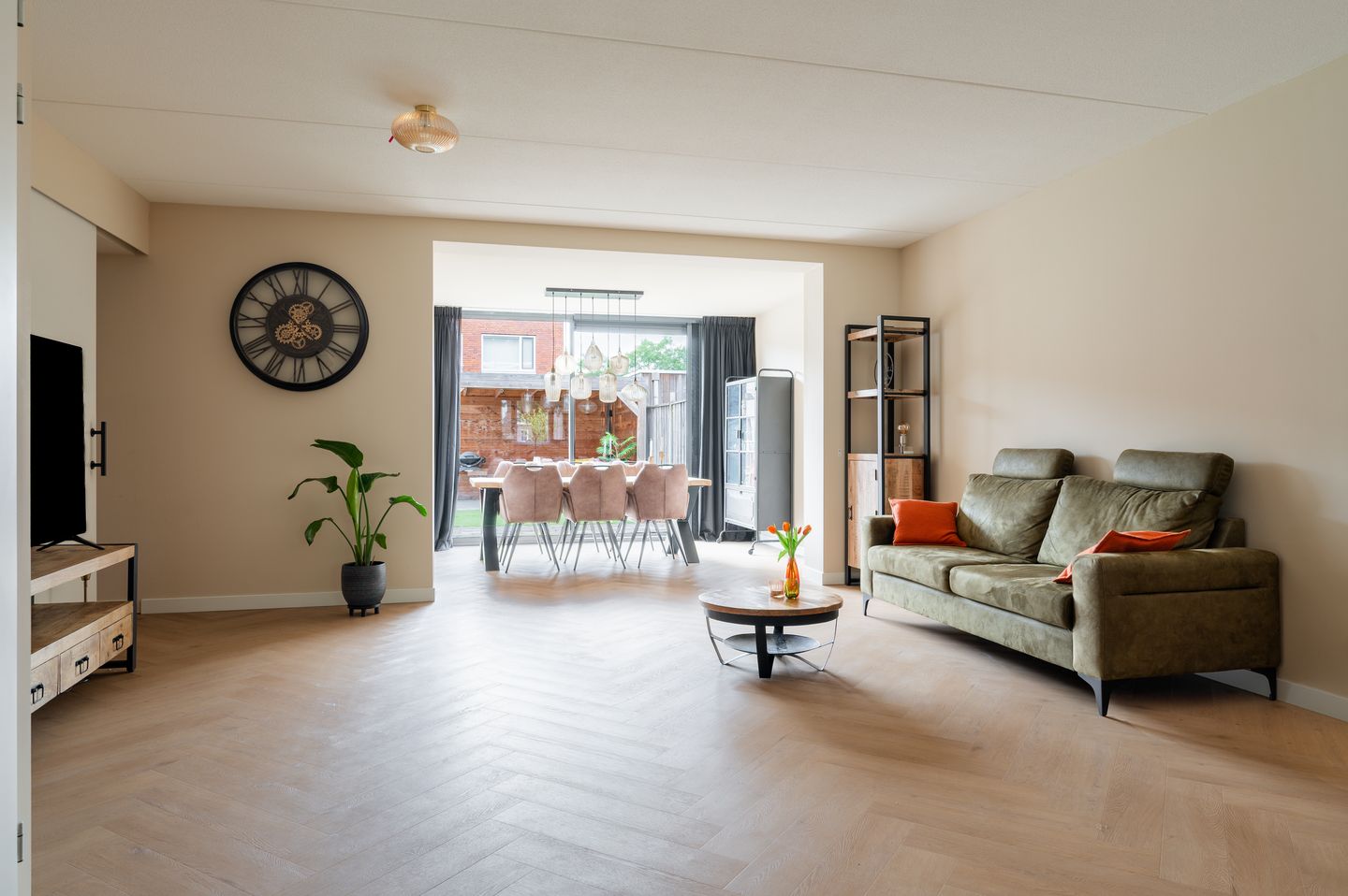 Van der Waalsstraat 21