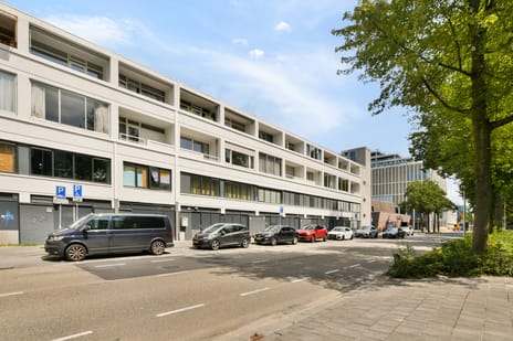 Buitenplein 33