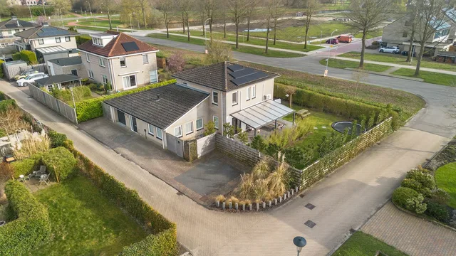 Hendrik Werkmanhof 2 9646 DE Veendam
