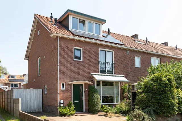 Van Hogendorplaan 11