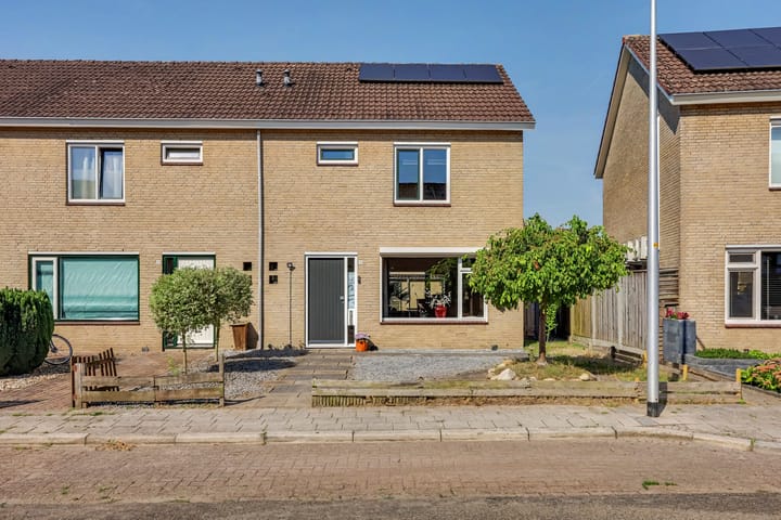Brucknerstraat 25
