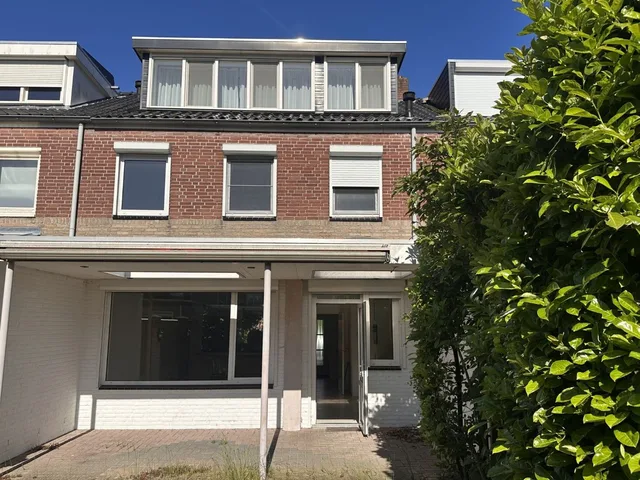 Kerstroosstraat 3 5552 NN Valkenswaard