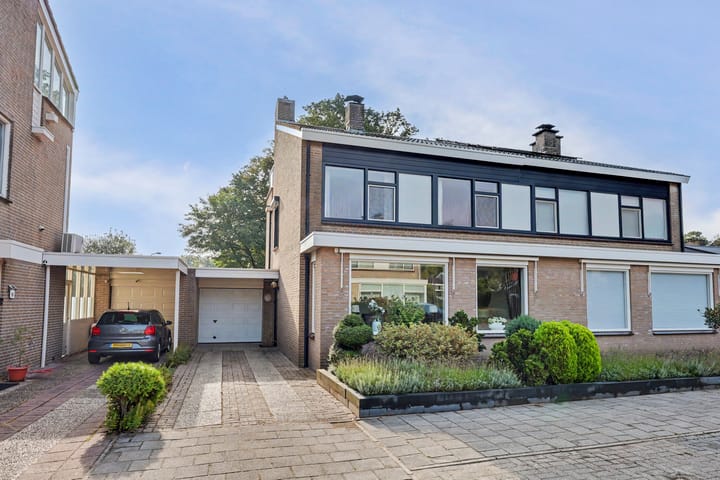 Bretelerhorst 11