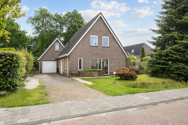 Uranusstraat 15