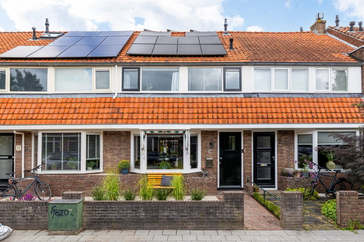 Pieter de Hooghstraat 27