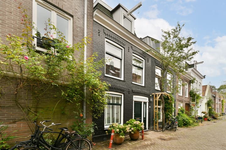 Linnaeusdwarsstraat 20