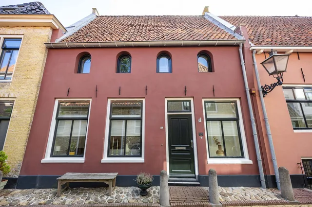 Kleine Kerkstraat 7
