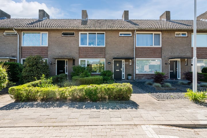 Pastoor W. Hellemonsstraat 8
