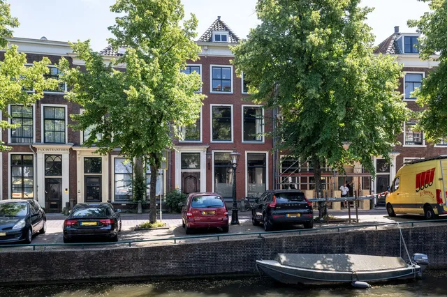 Steenschuur 14