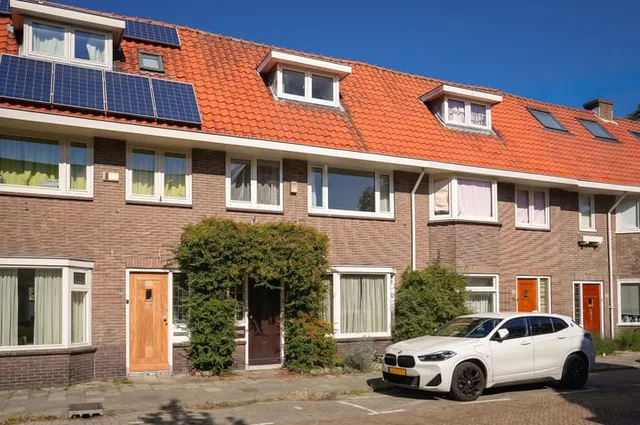 Gijsbrecht van Walenborchstraat 56