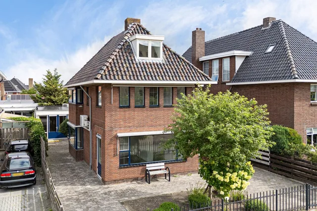K R Poststraat 3 8441 EL Heerenveen