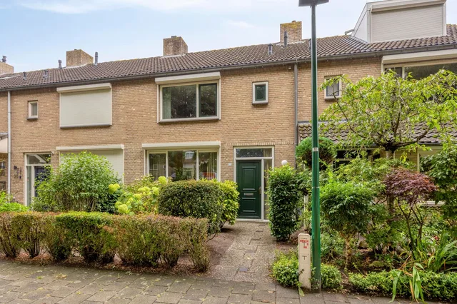 de Ruyterstraat 27