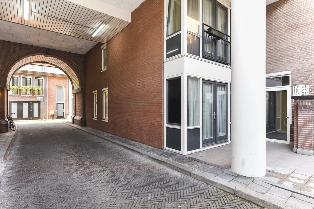 Laan van Roos en Doorn 21-B