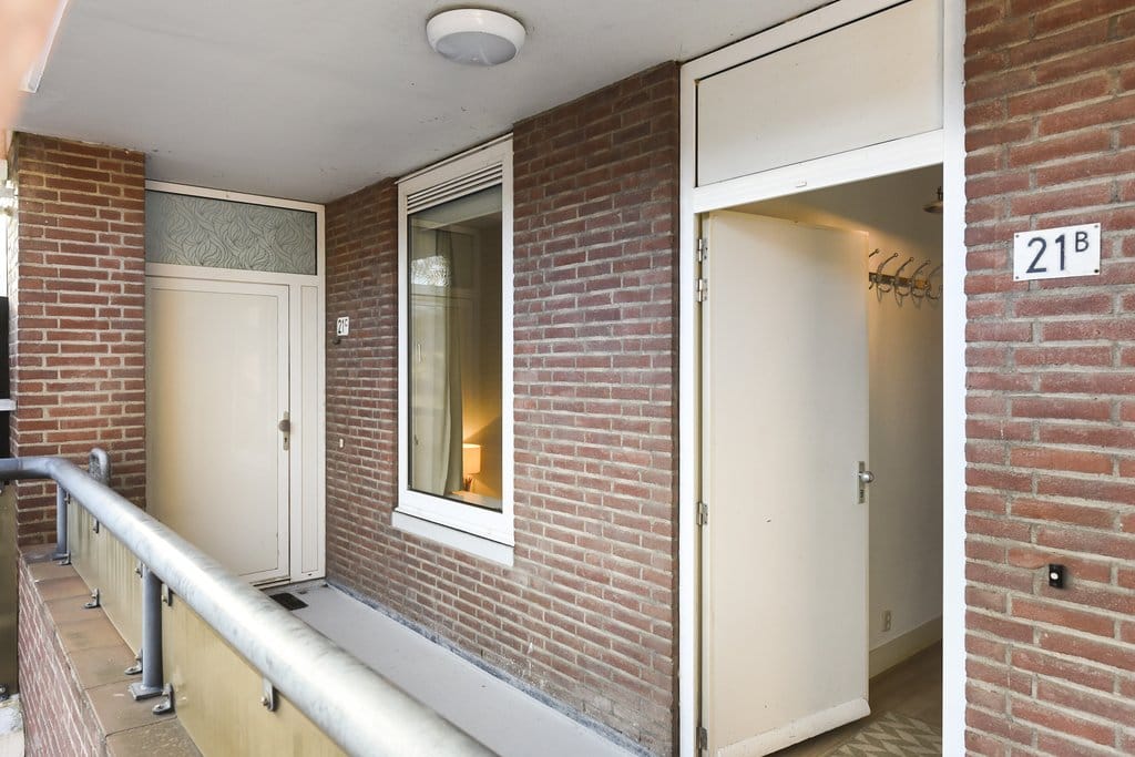 Laan van Roos en Doorn 21-B