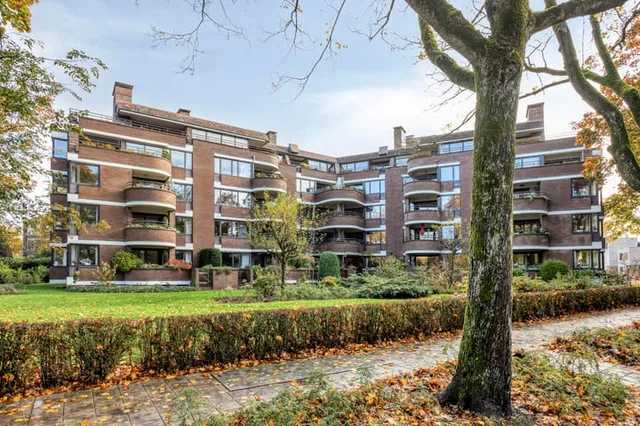 J.W. Racerstraat 57