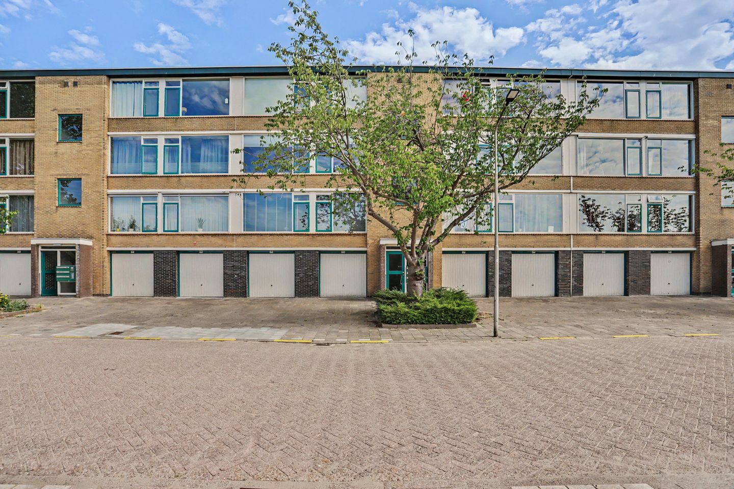 Van Anrooystraat 27