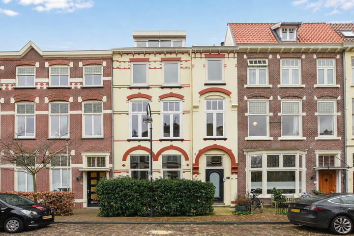 Koninginneweg 51