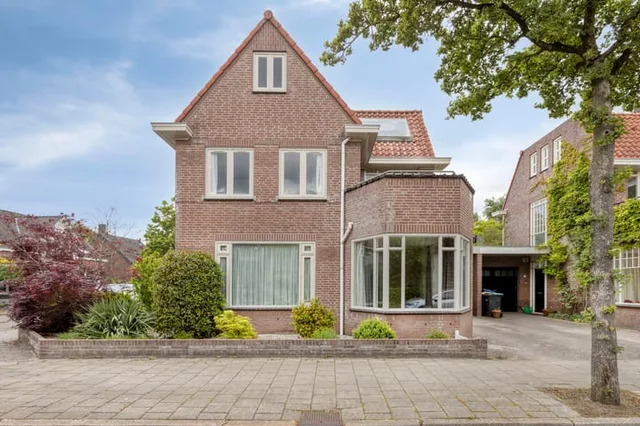 Treurenburgstraat 24