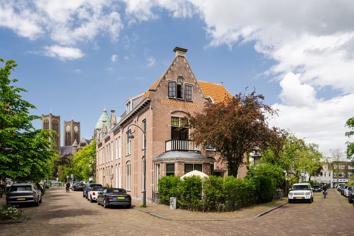 Koninginneweg 58