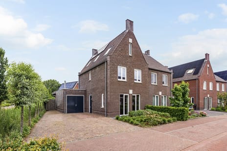 Meester de Weertstraat 24-A