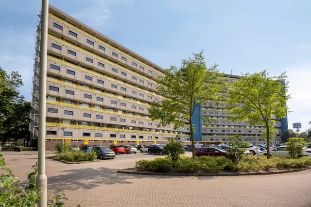 Dokter van Stratenweg 254
