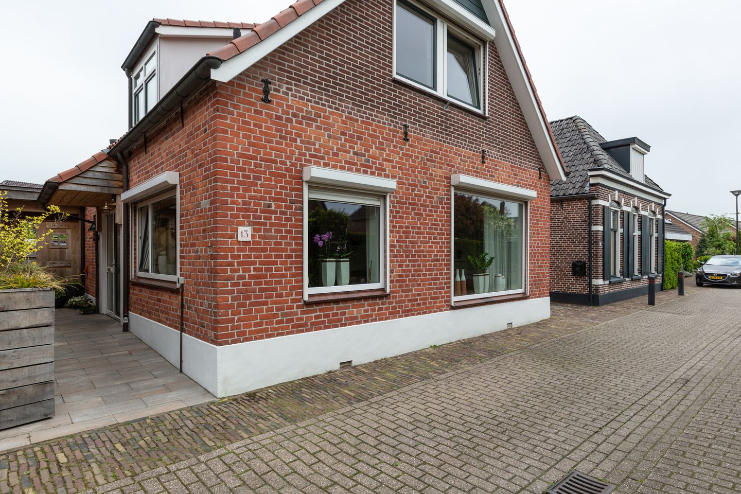 Tweede Beuzenes 13