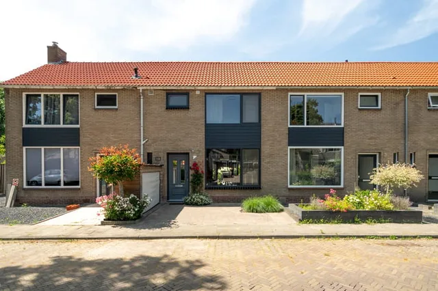 Dr. Bezoenstraat 5