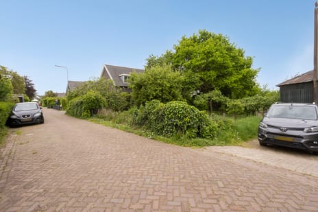 Parallelweg naast 2b